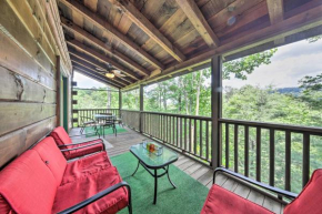 Woodsy Blue Ridge Cabin with Screened Porch!